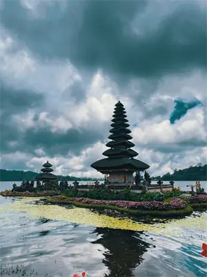 Ulun Danu Beratan Temple, Traditional Market Candikuning, and The Blooms Garden - scenic North Bali full-day tour featuring a lakeside water temple, colorful local market, and botanical garden with mountain views, cultural and nature experience with Bali Wonders Tour